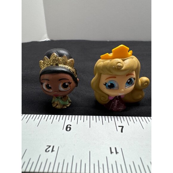 Disney Doorables Princess & Friends Mini Figurines Set Of 6 Just Play - Picture 2 of 12